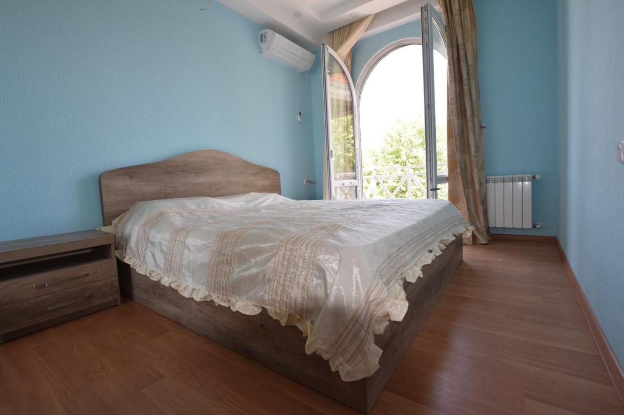 Гостевой дом Rest Home Тбилиси Экстерьер фото